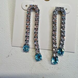 aNWT On 34th Elegant Silver and Blue Crystal Drop Earrings Jewelry Macys
